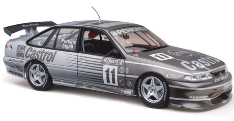 CLASSIC CARLECTABLES 1/18 HOLDEN VR COMMODORE '95 BATHURST WINNER 25TH ANNIVERSARY SILVER LIVERY