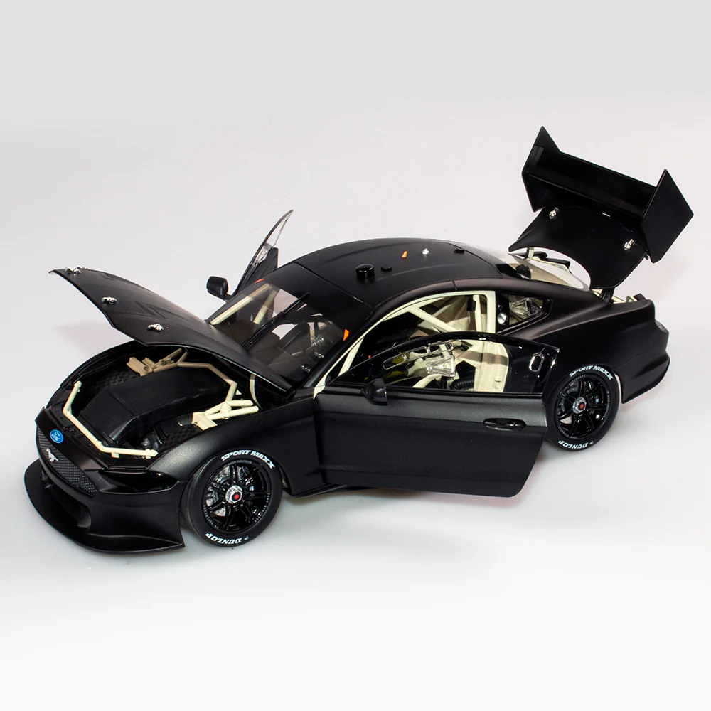 1:18 FORD MUSTANG GT SUPERCAR - MATTE BLACK PLAIN BODY EDITION 