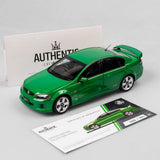 Authentic 1/18 Holden Ve Commodore Ss V - Atomic Green