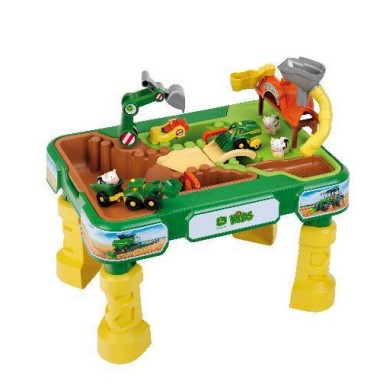 JOHN DEERE FARM - SAND & WATER PLAYTABLE