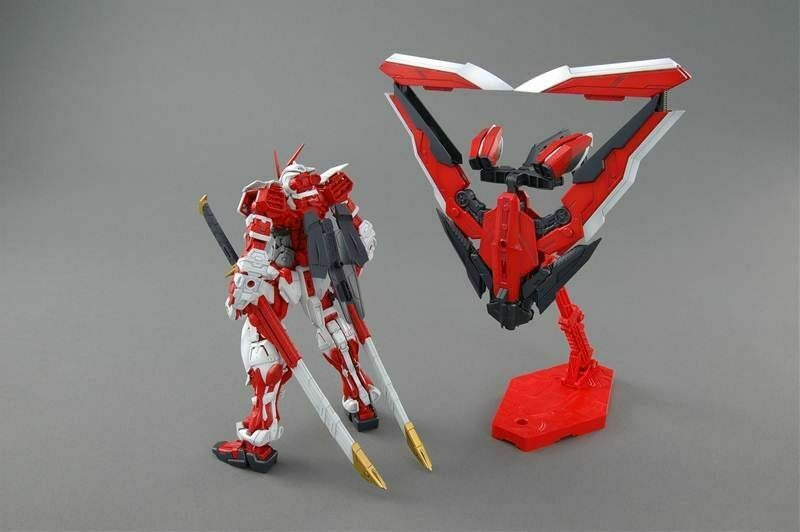 Bandai 1/100 Gundam Astray Red Frame Mg