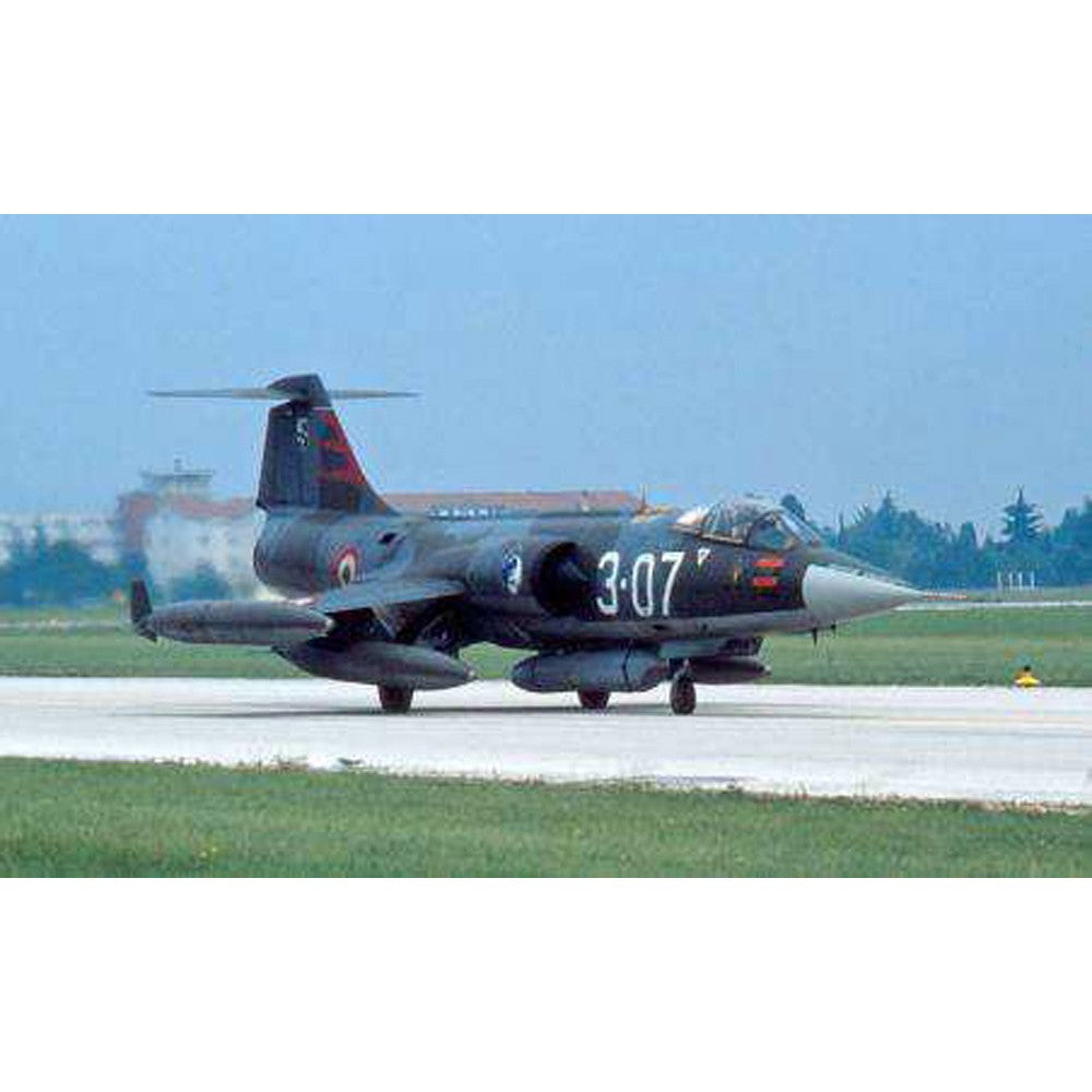 ITALERI 1/32 F-104 STARFIGHTER G/S